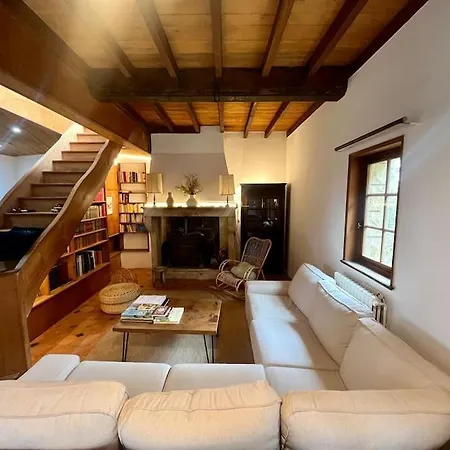 La Maison Des Bois A 10 Minutes De Vezelay Montillot Extérieur photo