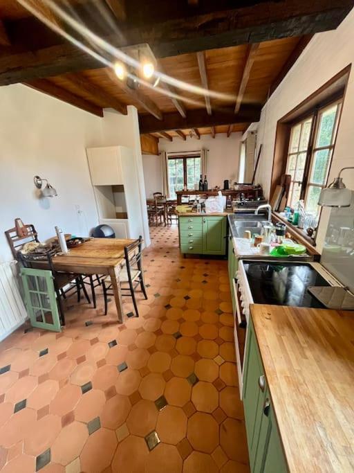 Ferienhaus La Maison Des Bois A 10 Minutes De Vezelay *